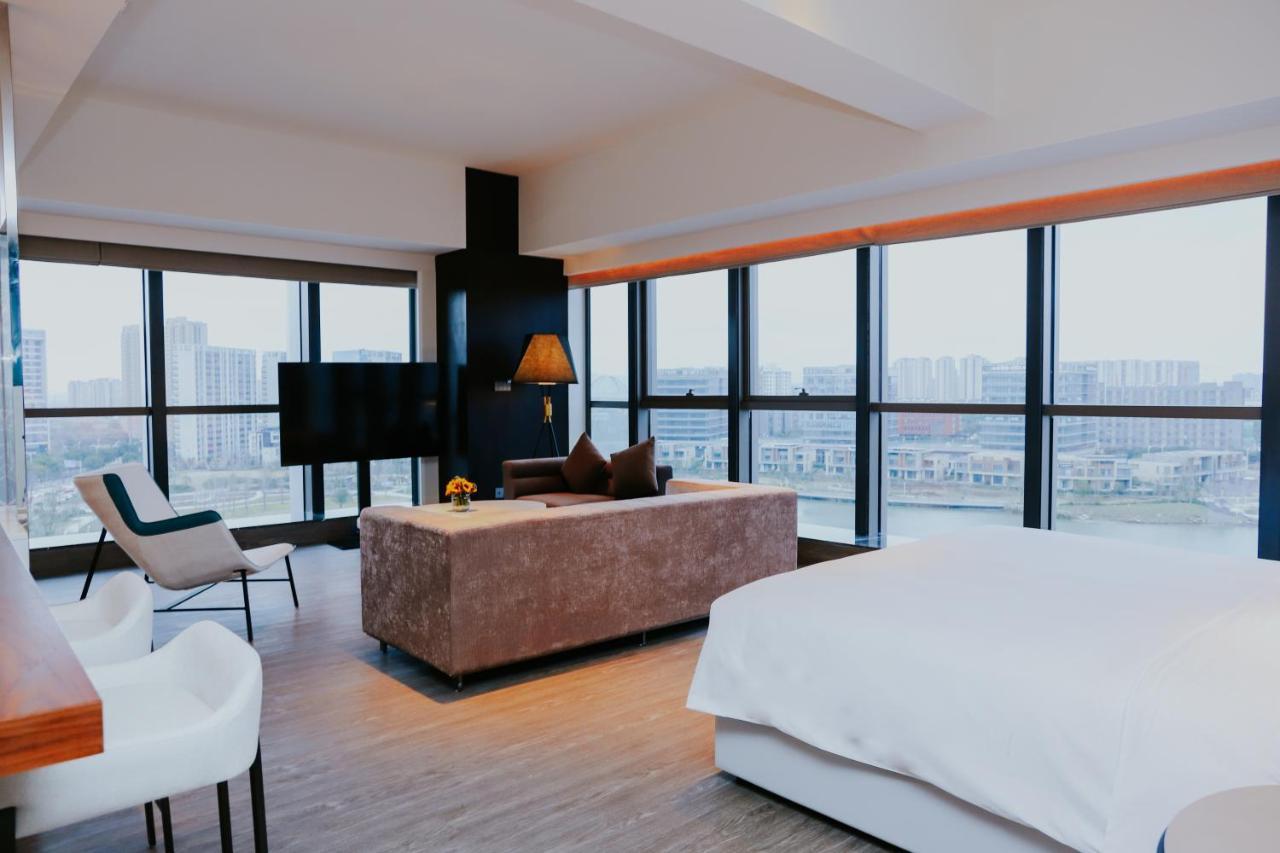 Hyatt Centric Lakeside Ningbo Dış mekan fotoğraf
