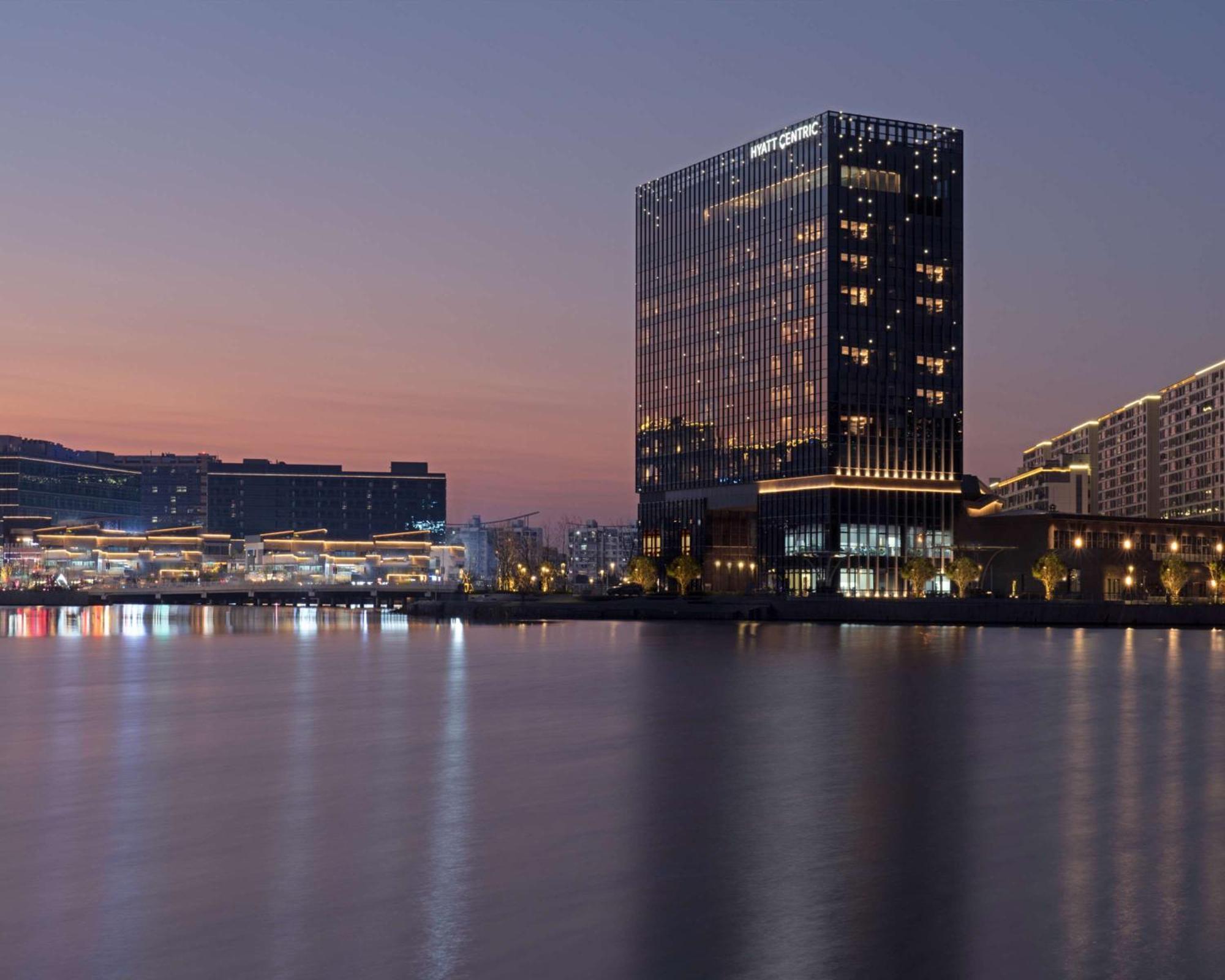 Hyatt Centric Lakeside Ningbo Dış mekan fotoğraf